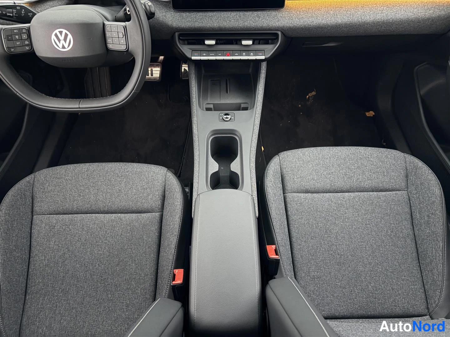 Sininen Volkswagen Polo 2026, kuva 15