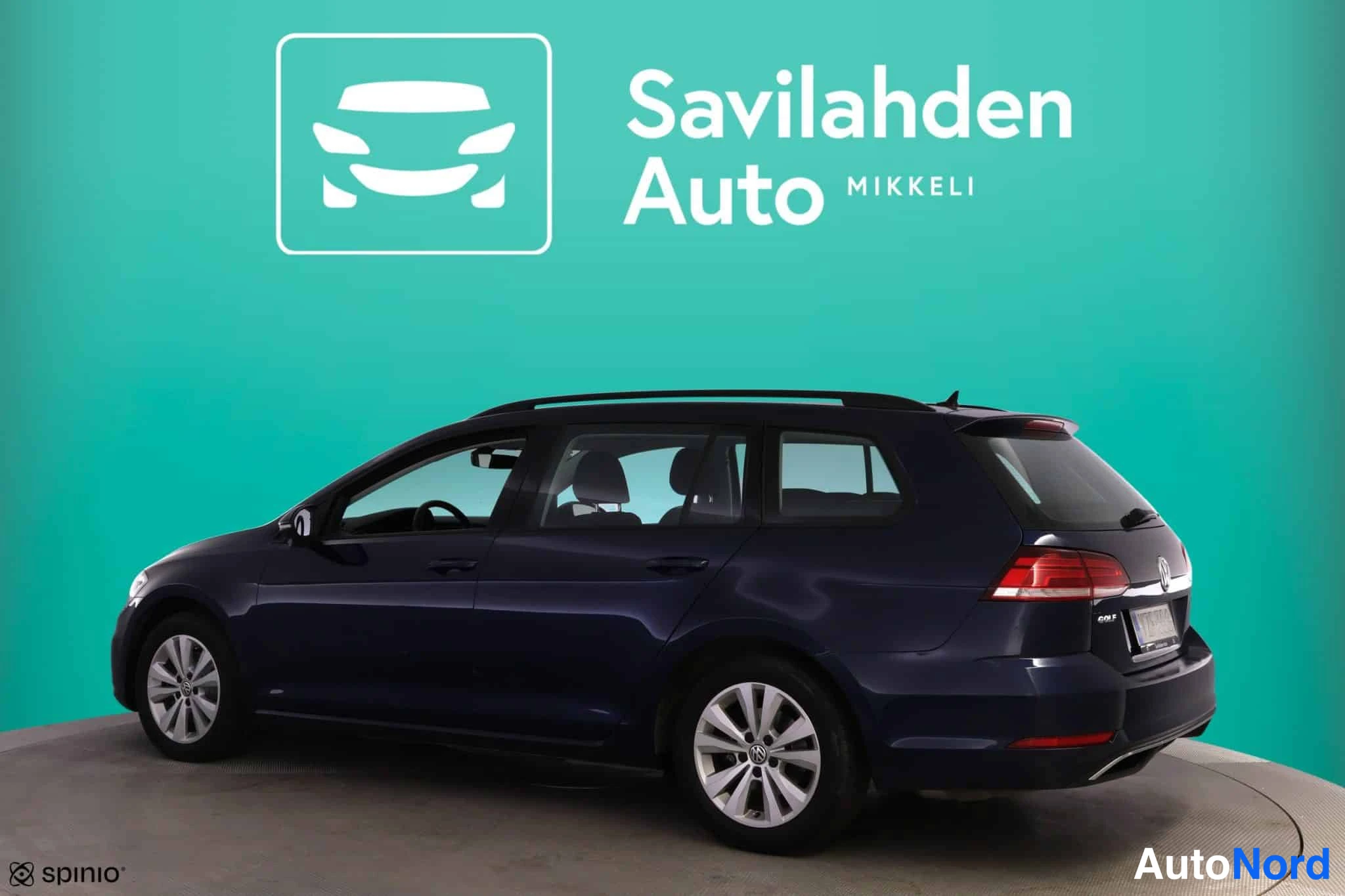 Blue Volkswagen Golf 2017, photo 3
