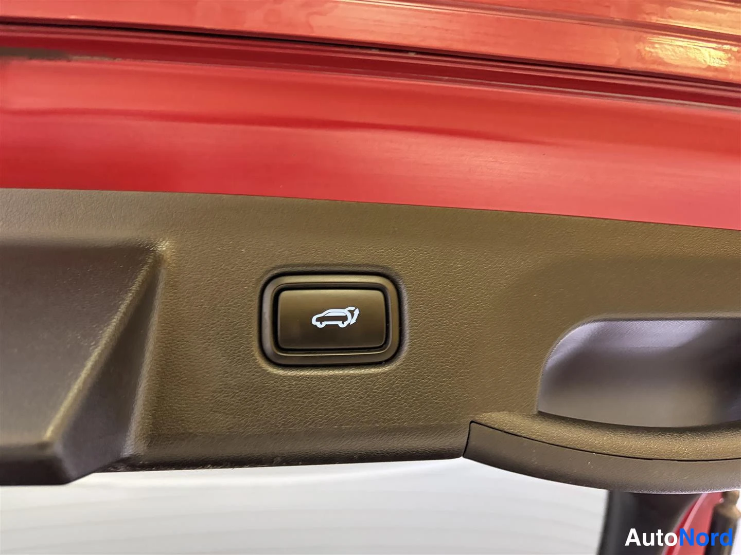 Punainen Hyundai Tucson 2023, kuva 20