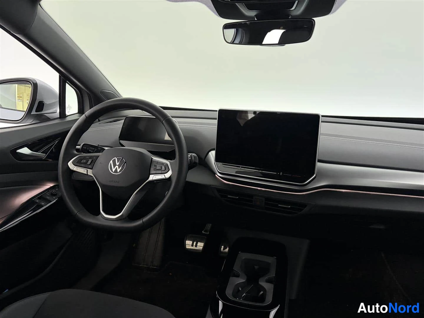 Harmaa Volkswagen ID.4 2026, kuva 15