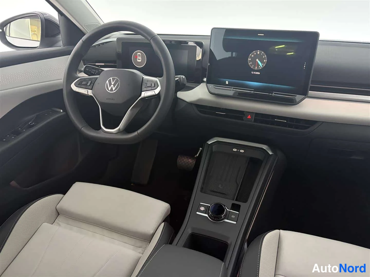 Harmaa Volkswagen T-Roc 2026, kuva 14