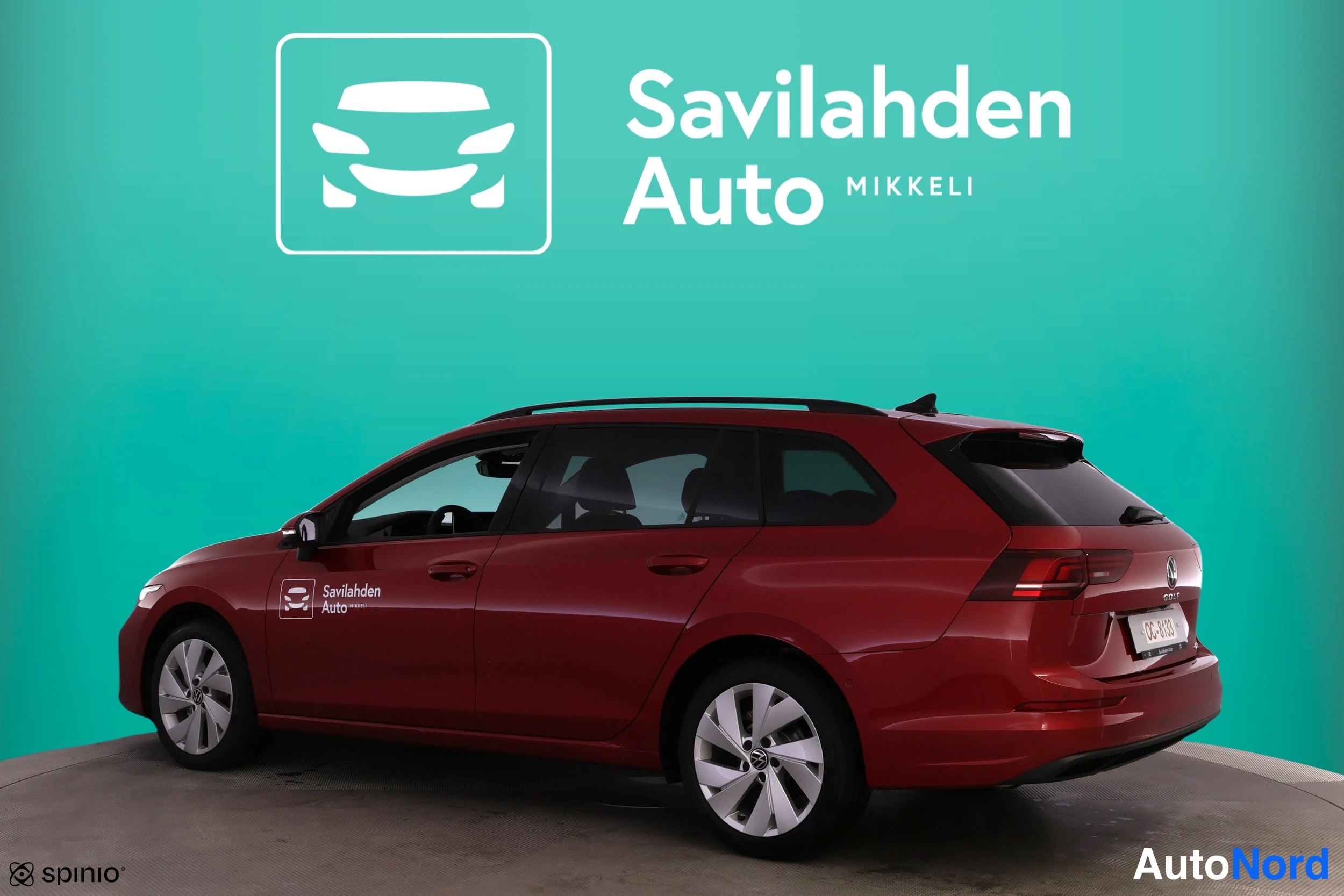 Punainen Volkswagen Golf 2026, kuva 2
