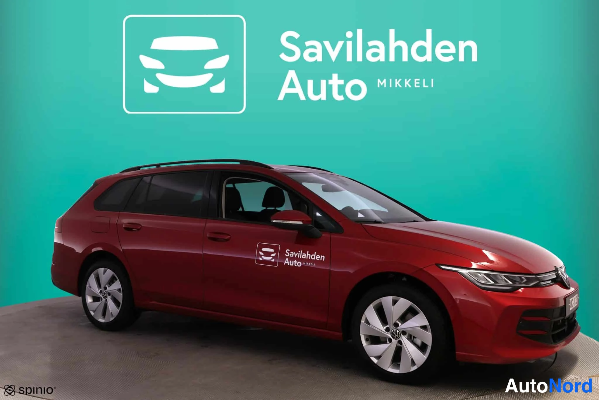 Punainen Volkswagen Golf 2026, kuva 8