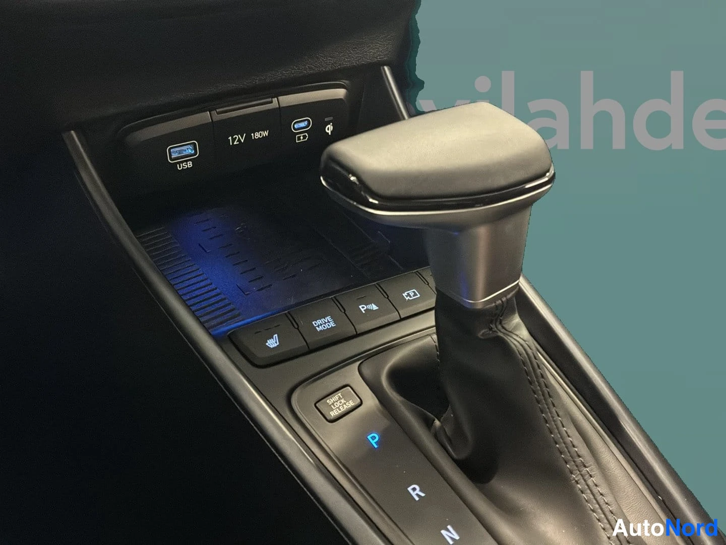 Valkoinen Hyundai Bayon 2026, kuva 17