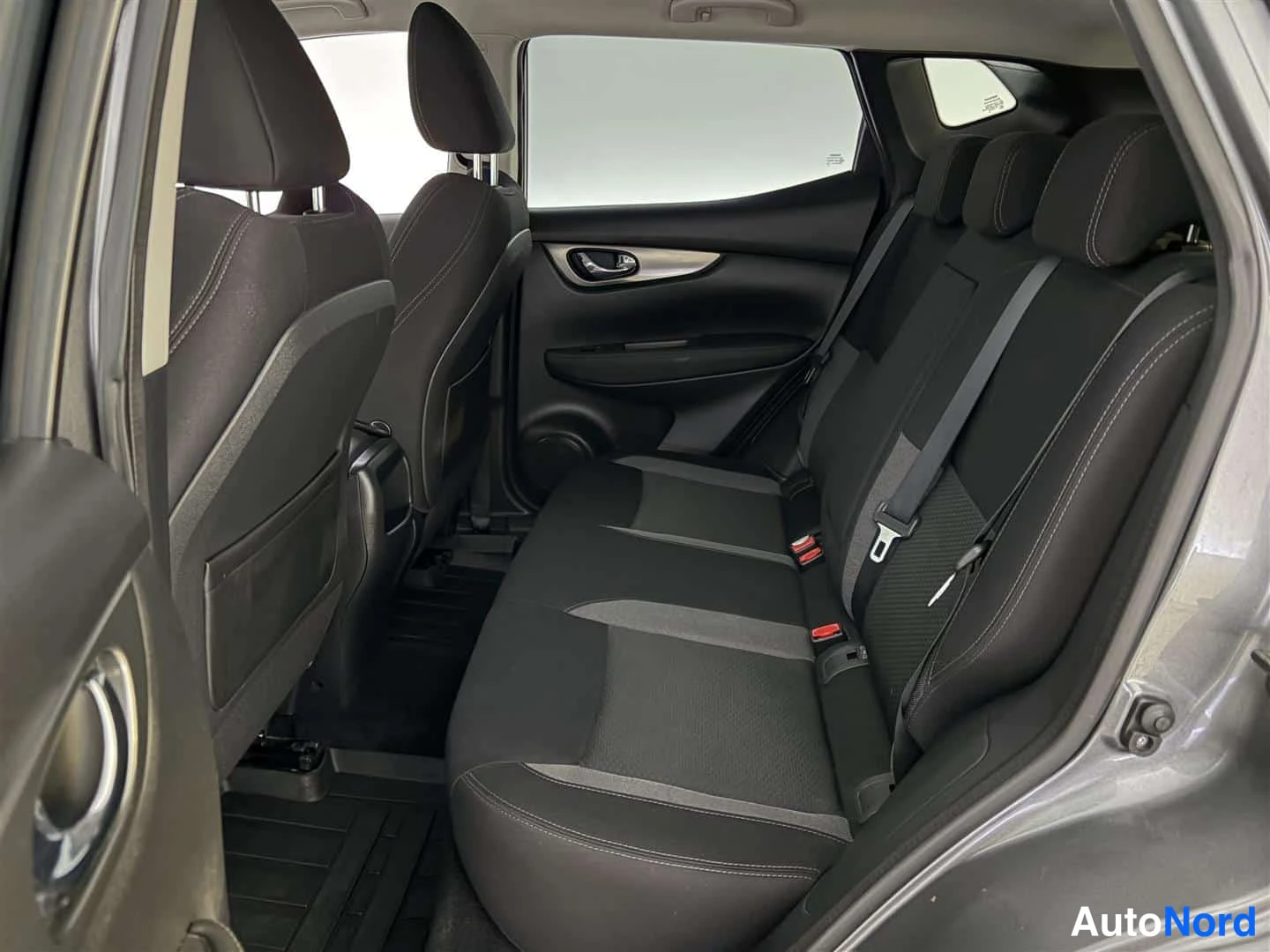 Harmaa Nissan Qashqai 2019, kuva 18