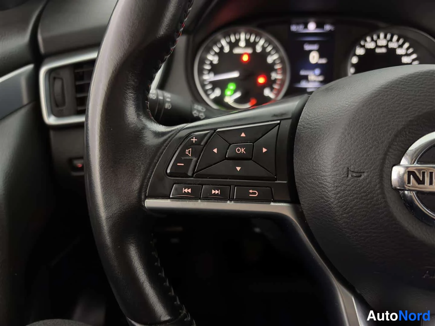 Harmaa Nissan Qashqai 2019, kuva 26