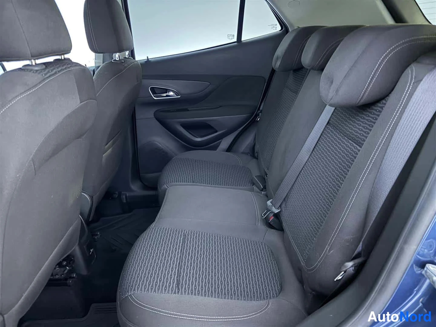 Sininen Opel Mokka 2016, kuva 18