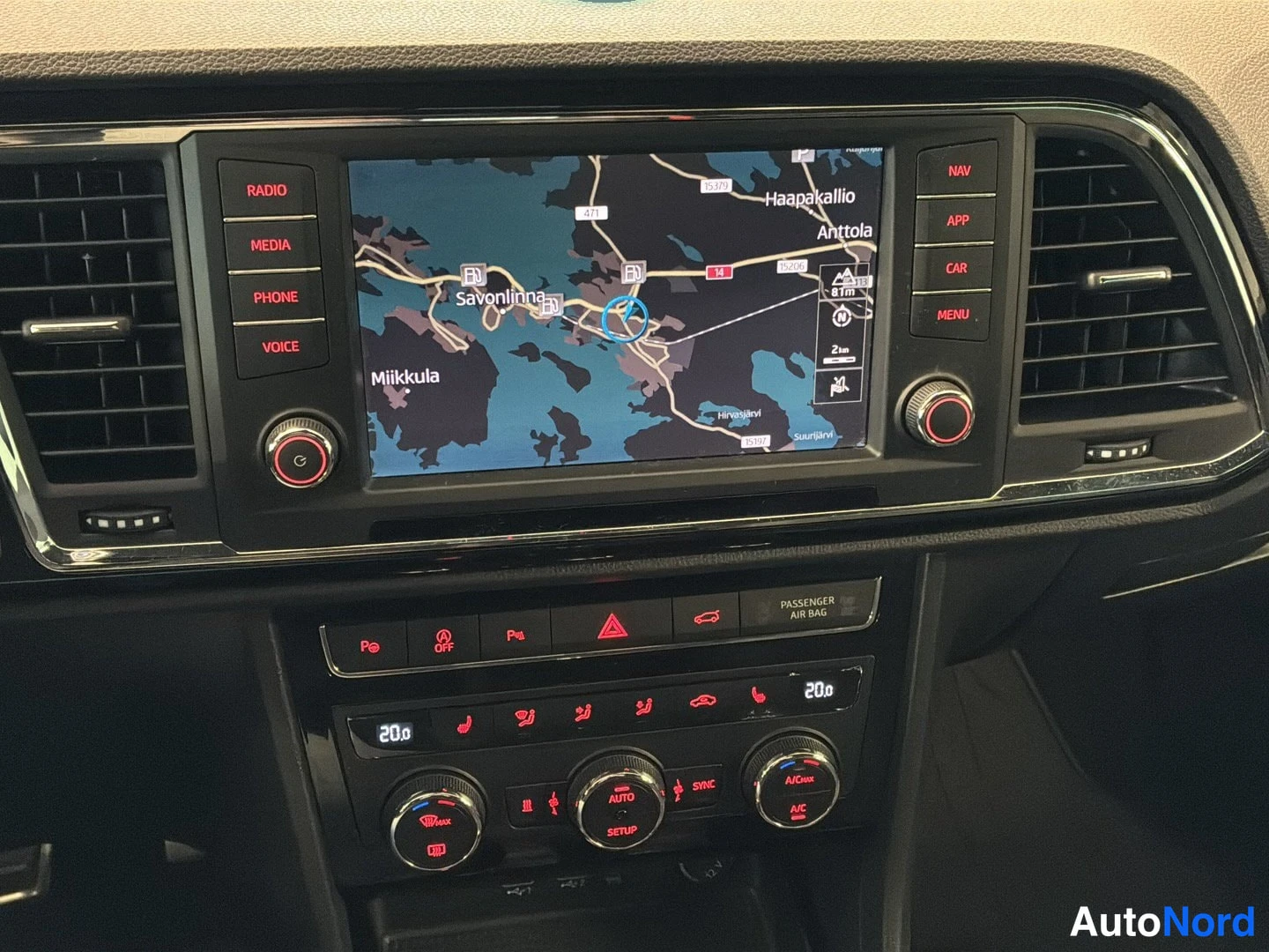 Valkoinen Seat Ateca 2018, kuva 12