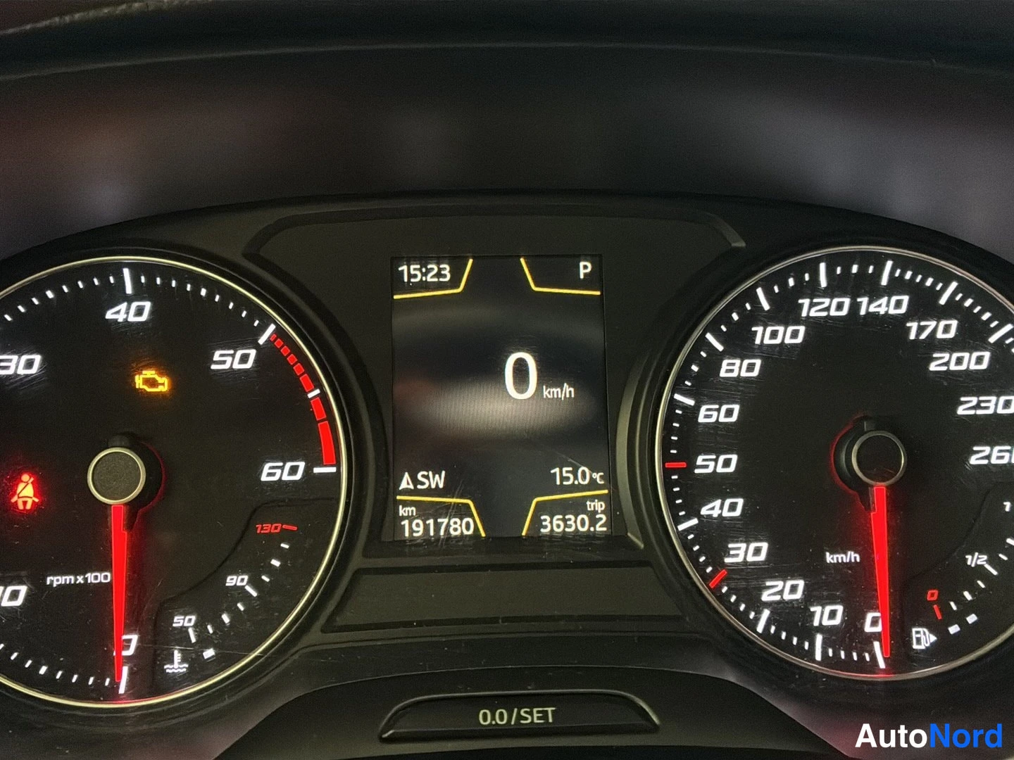 Valkoinen Seat Ateca 2018, kuva 15