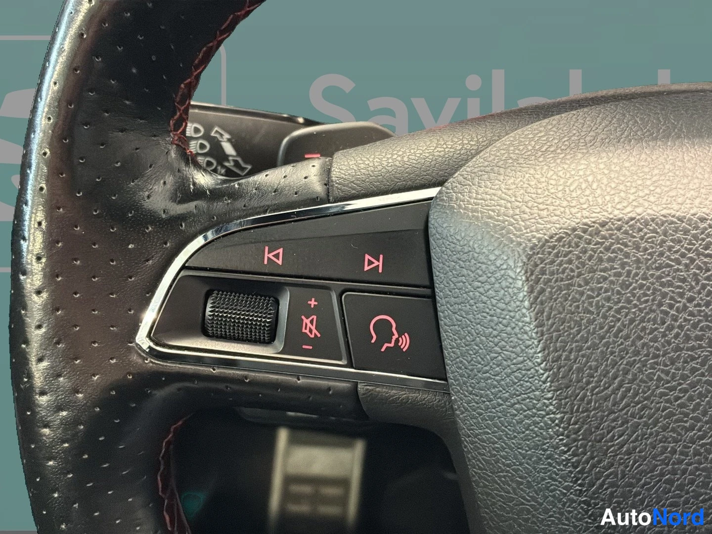 Valkoinen Seat Ateca 2018, kuva 18