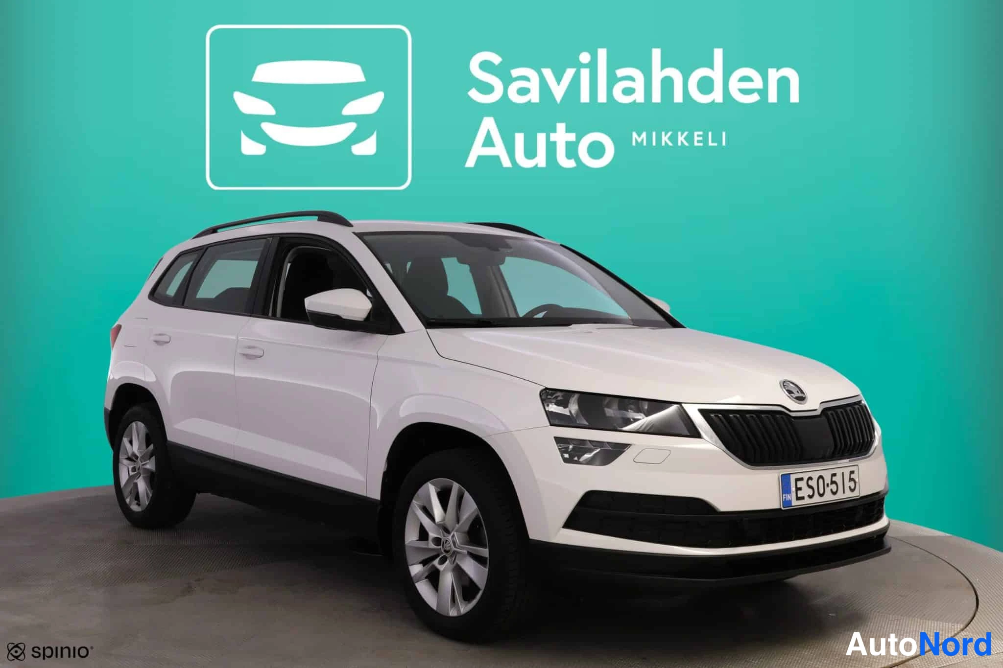 Valkoinen Skoda Karoq 2021, kuva 11