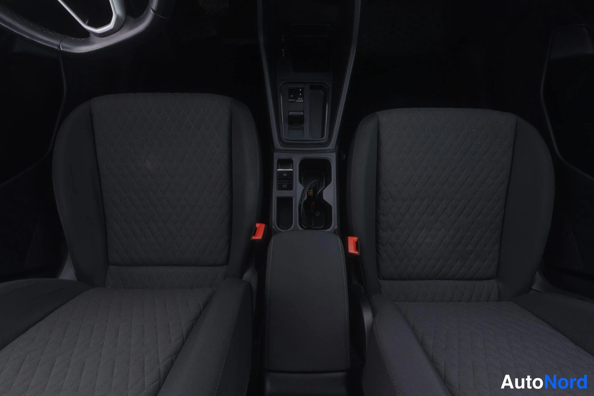 Sininen Volkswagen Caddy 2021, kuva 18