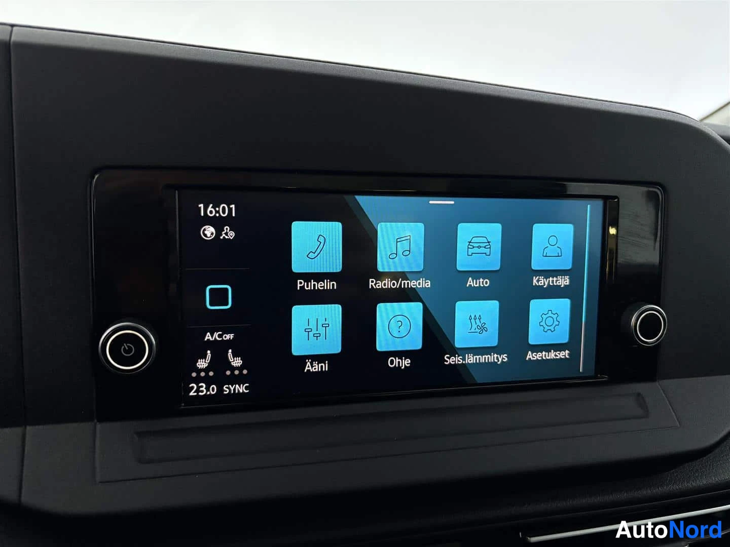 Sininen Volkswagen Caddy 2021, kuva 23