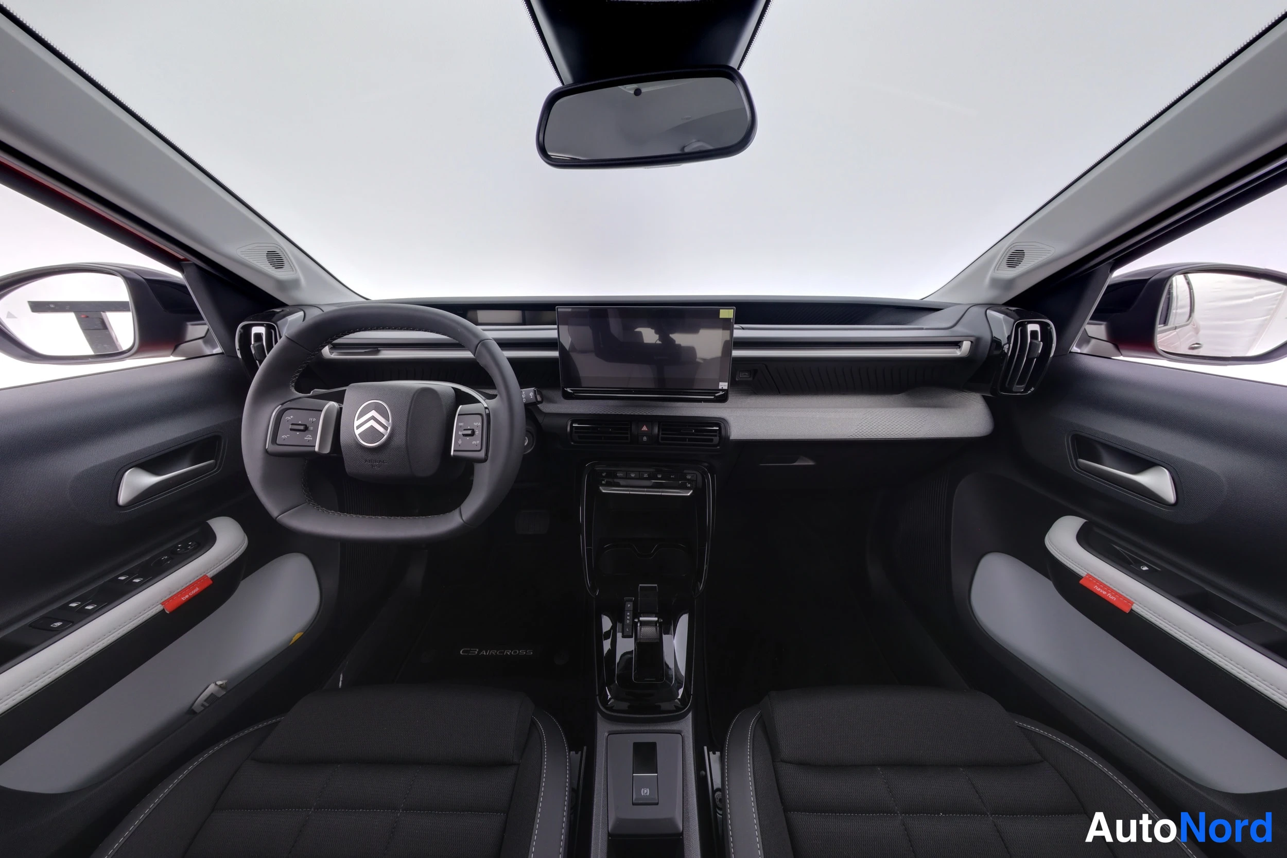 Punainen Citroen C3 Aircross 2026, kuva 14