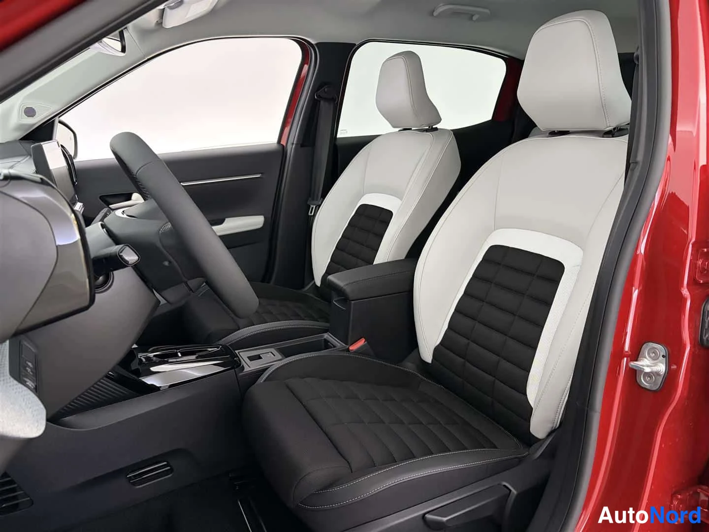 Punainen Citroen C3 Aircross 2026, kuva 19