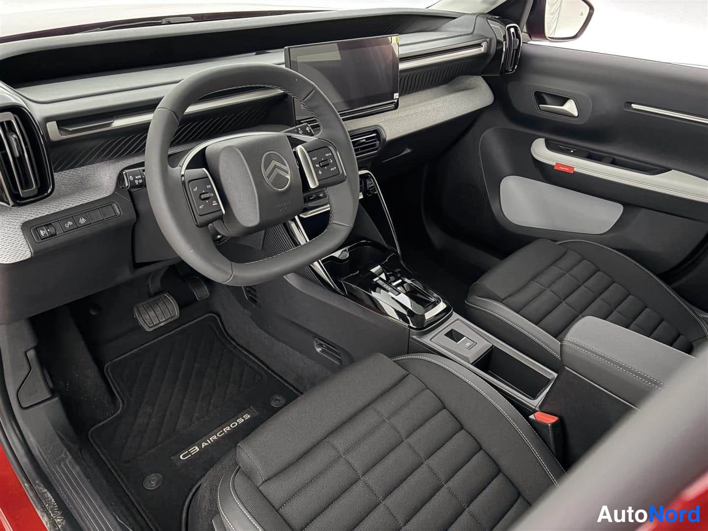 Punainen Citroen C3 Aircross 2026, kuva 20