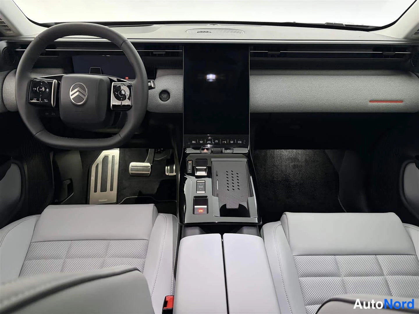 Vihreä Citroen C5 Aircross 2026, kuva 13