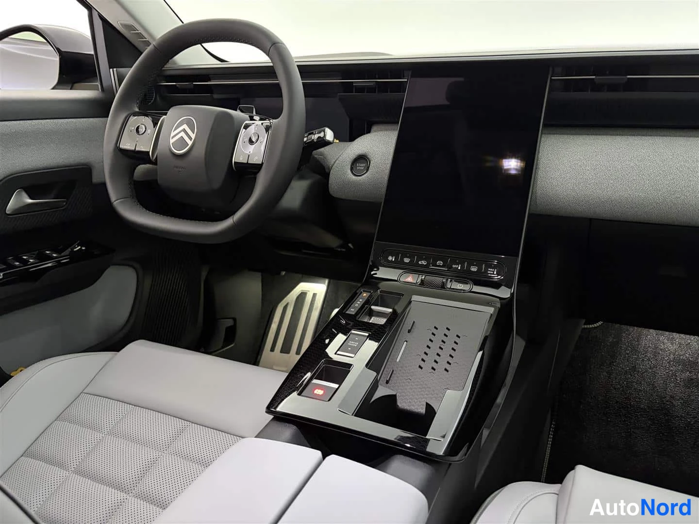 Vihreä Citroen C5 Aircross 2026, kuva 15