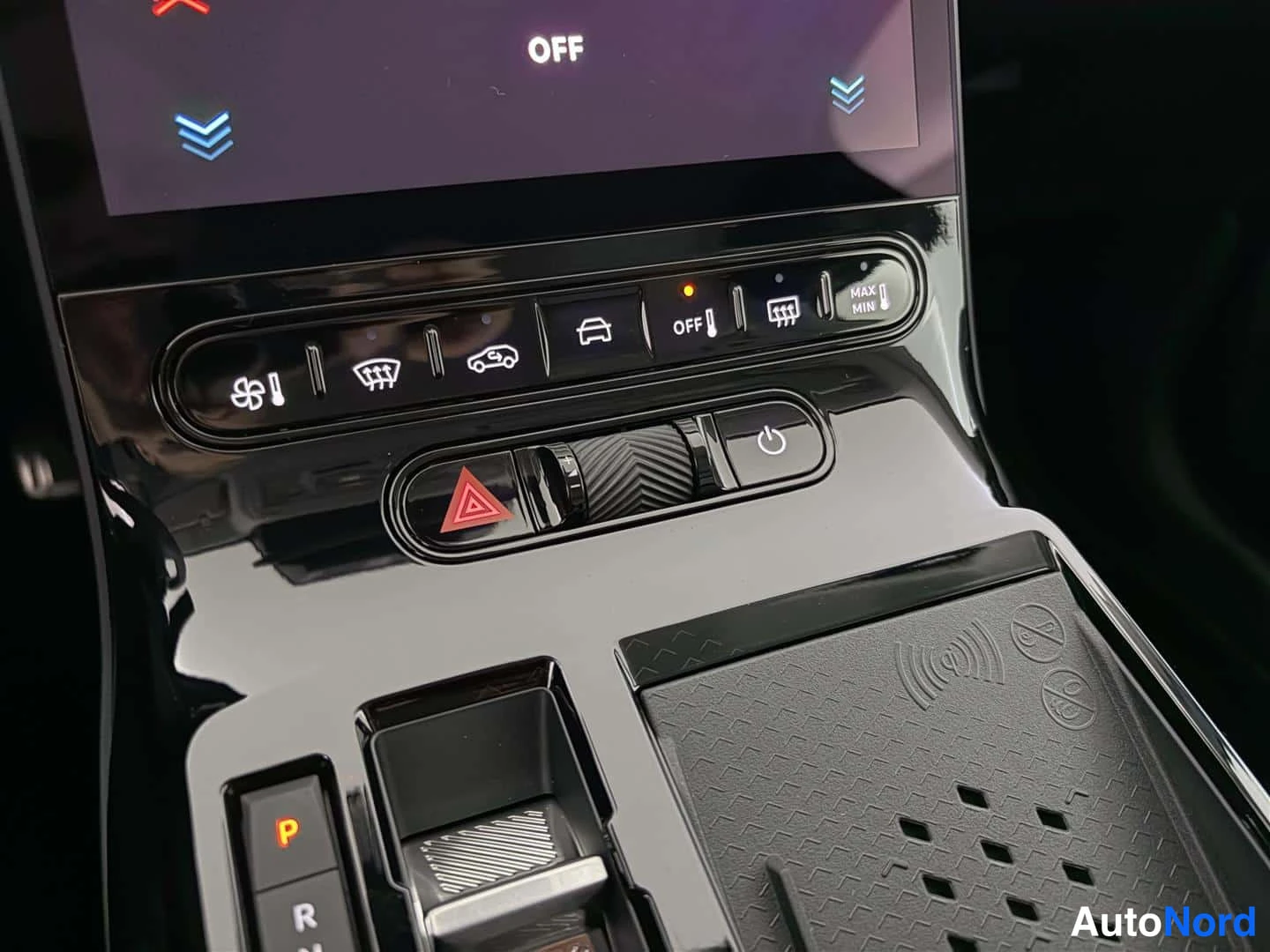 Vihreä Citroen C5 Aircross 2026, kuva 24
