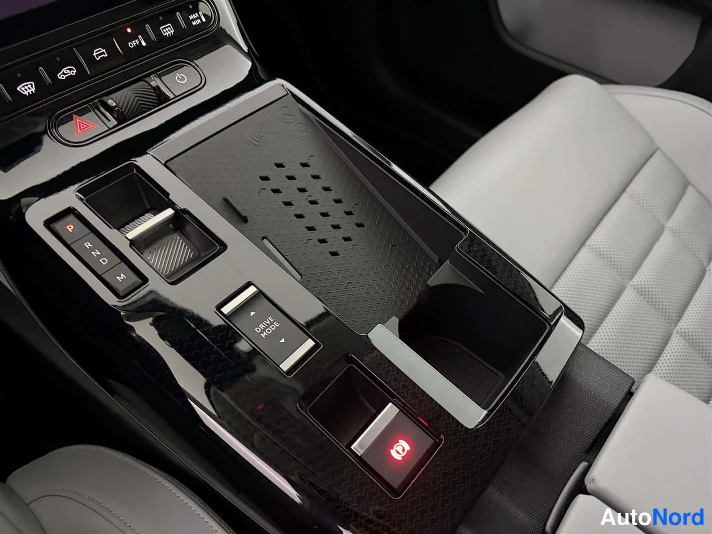 Vihreä Citroen C5 Aircross 2026, kuva 25