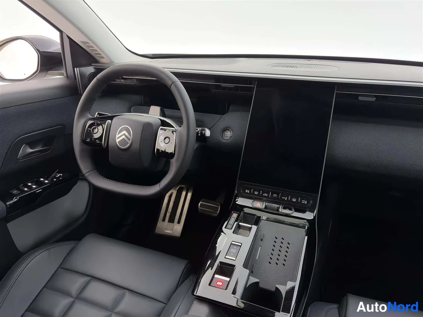 Vihreä Citroen C5 Aircross 2026, kuva 15