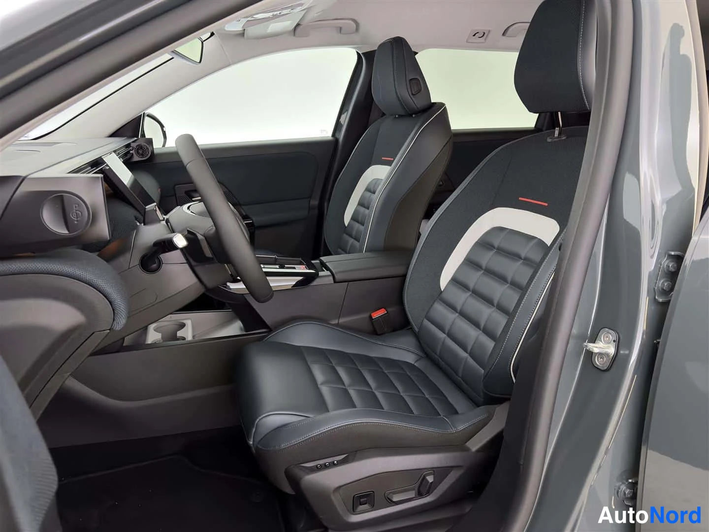 Vihreä Citroen C5 Aircross 2026, kuva 16