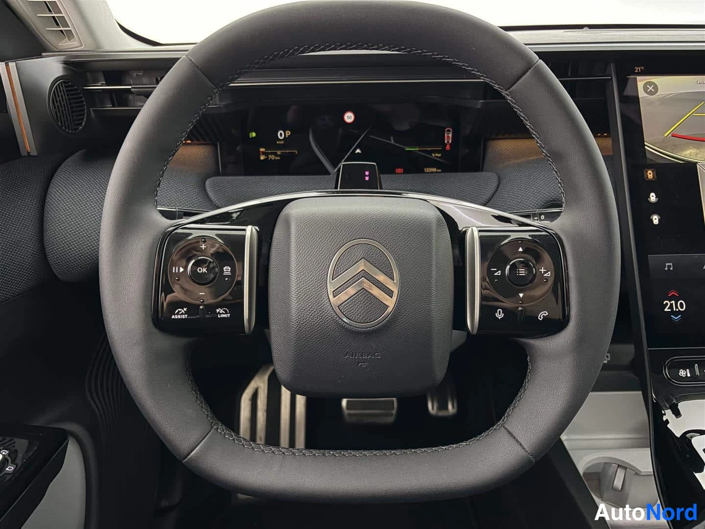 Vihreä Citroen C5 Aircross 2026, kuva 26
