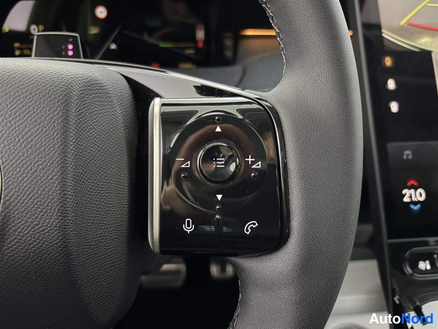 Vihreä Citroen C5 Aircross 2026, kuva 28