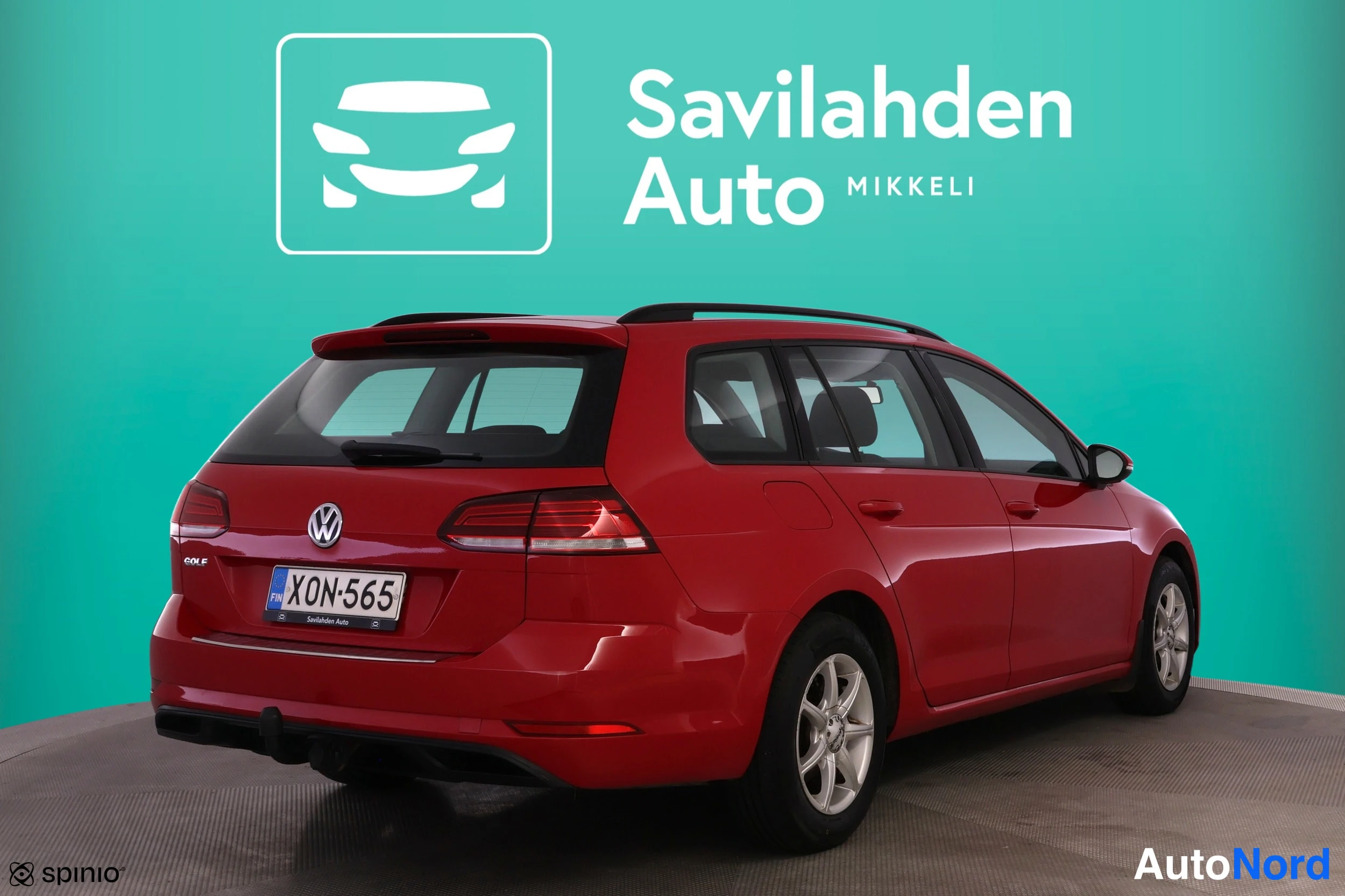 Punainen Volkswagen Golf 2018, kuva 8