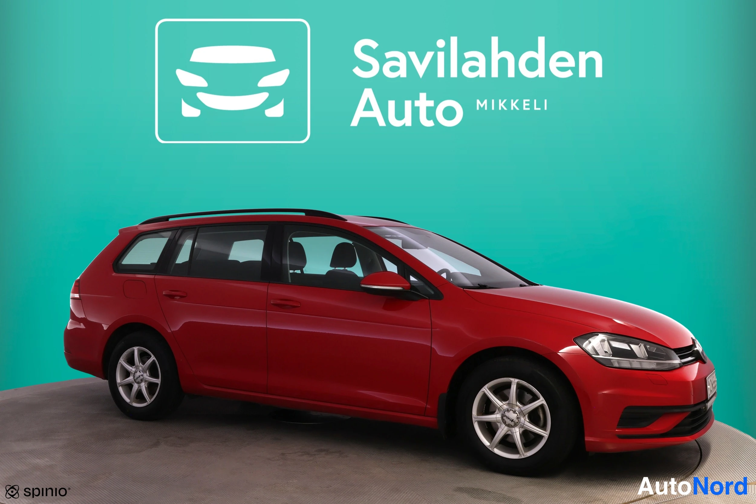 Punainen Volkswagen Golf 2018, kuva 10