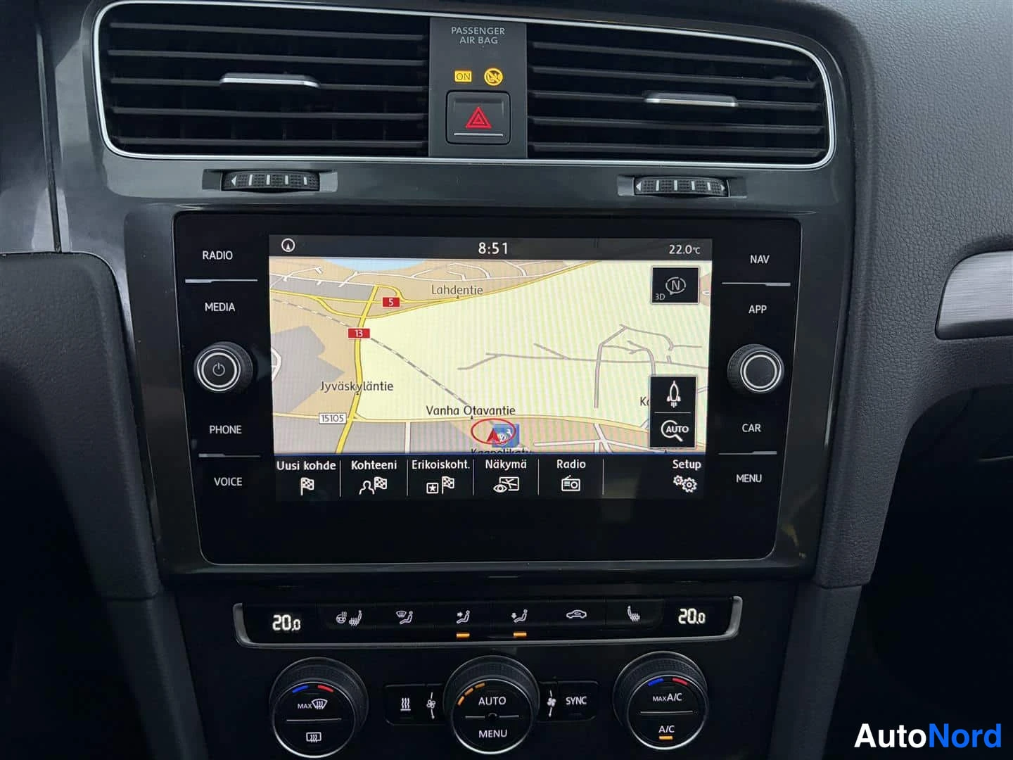 Grå Volkswagen Golf 2017, bild 20