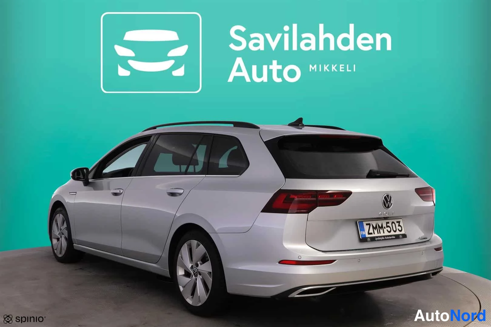 Harmaa Volkswagen Golf 2023, kuva 3