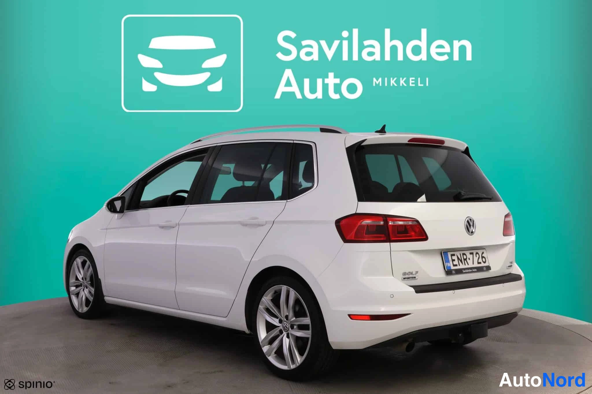 Valkoinen Volkswagen Golf Sportsvan 2015, kuva 4