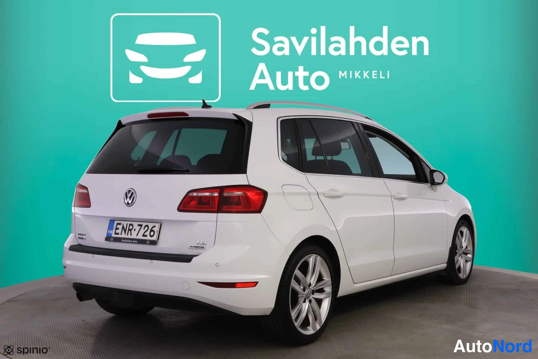 Valkoinen Volkswagen Golf Sportsvan 2015, kuva 6