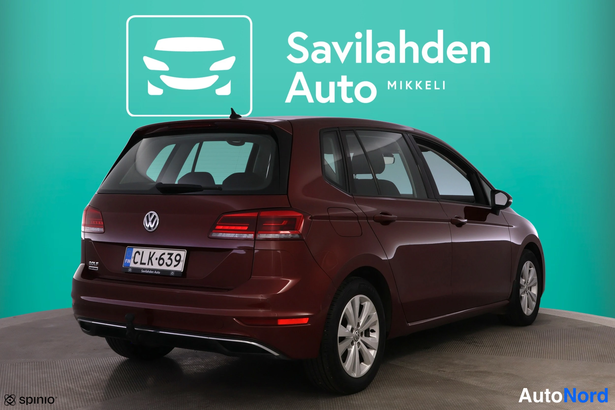 Red Volkswagen Golf Sportsvan 2018, photo 7