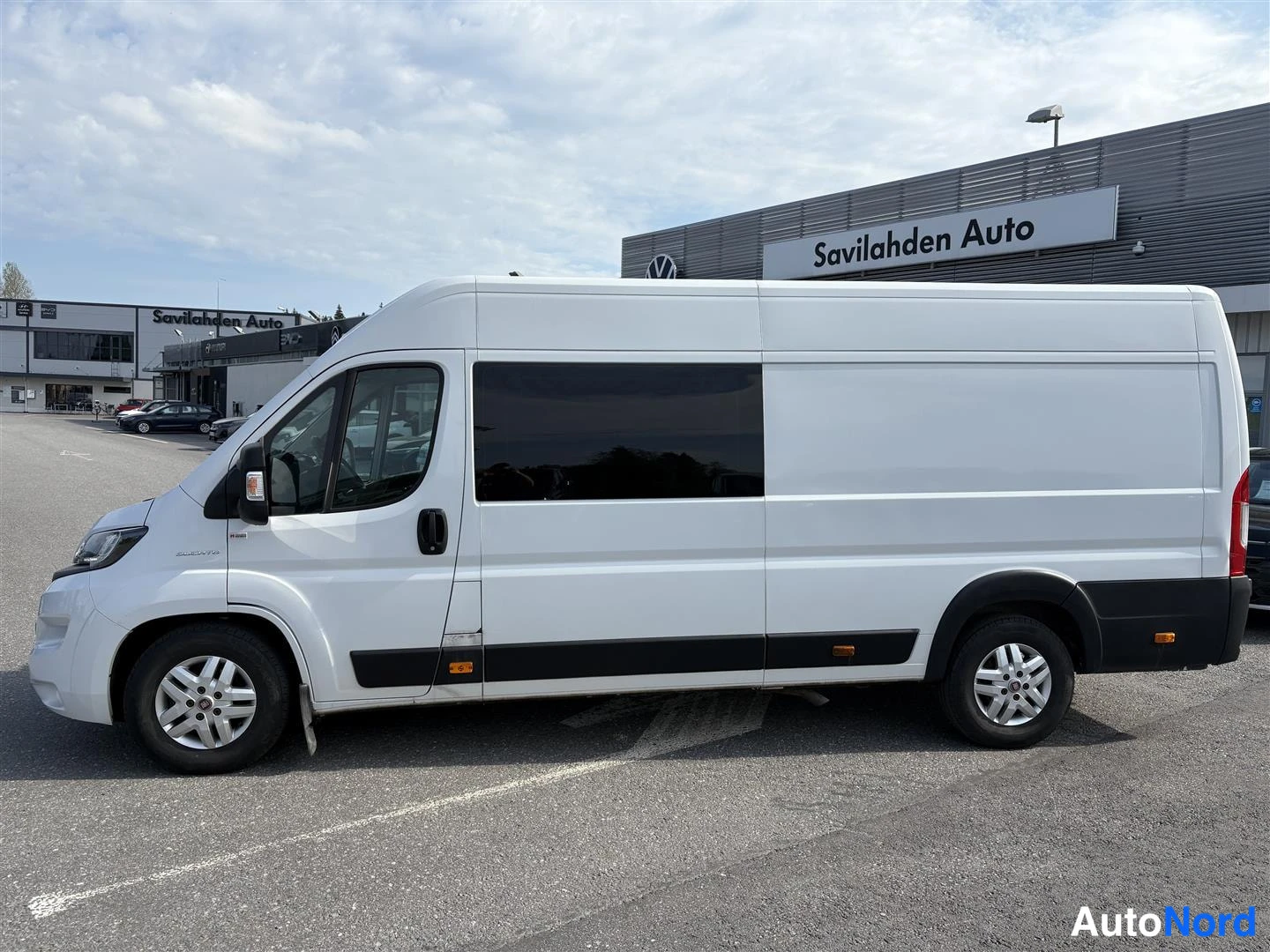 Valkoinen Fiat Ducato 2021, kuva 2