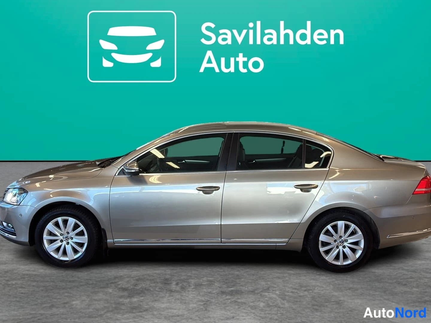 Ruskea Volkswagen Passat 2012, kuva 3