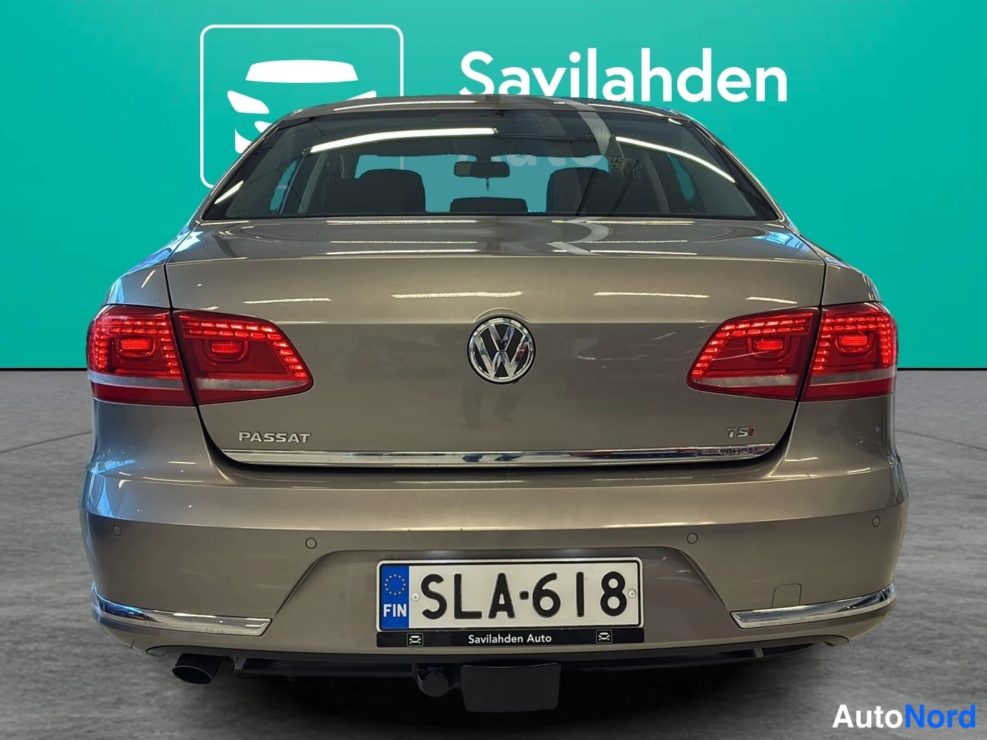 Ruskea Volkswagen Passat 2012, kuva 4
