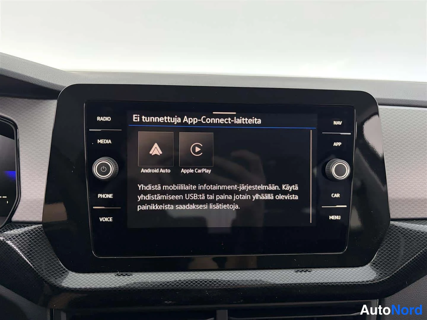 Harmaa Volkswagen T-Cross 2026, kuva 25