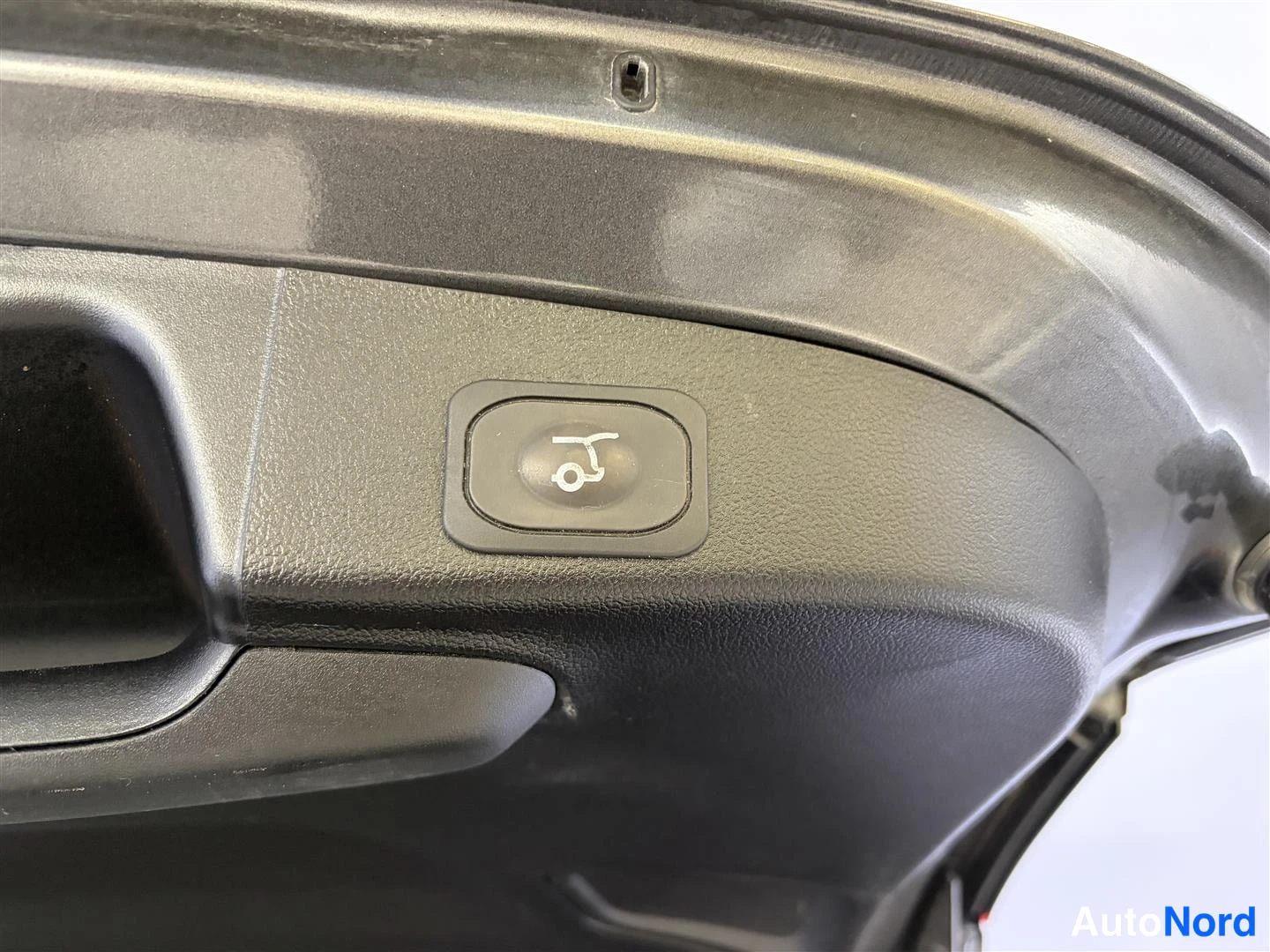 Grå Ford Focus 2020, bild 19