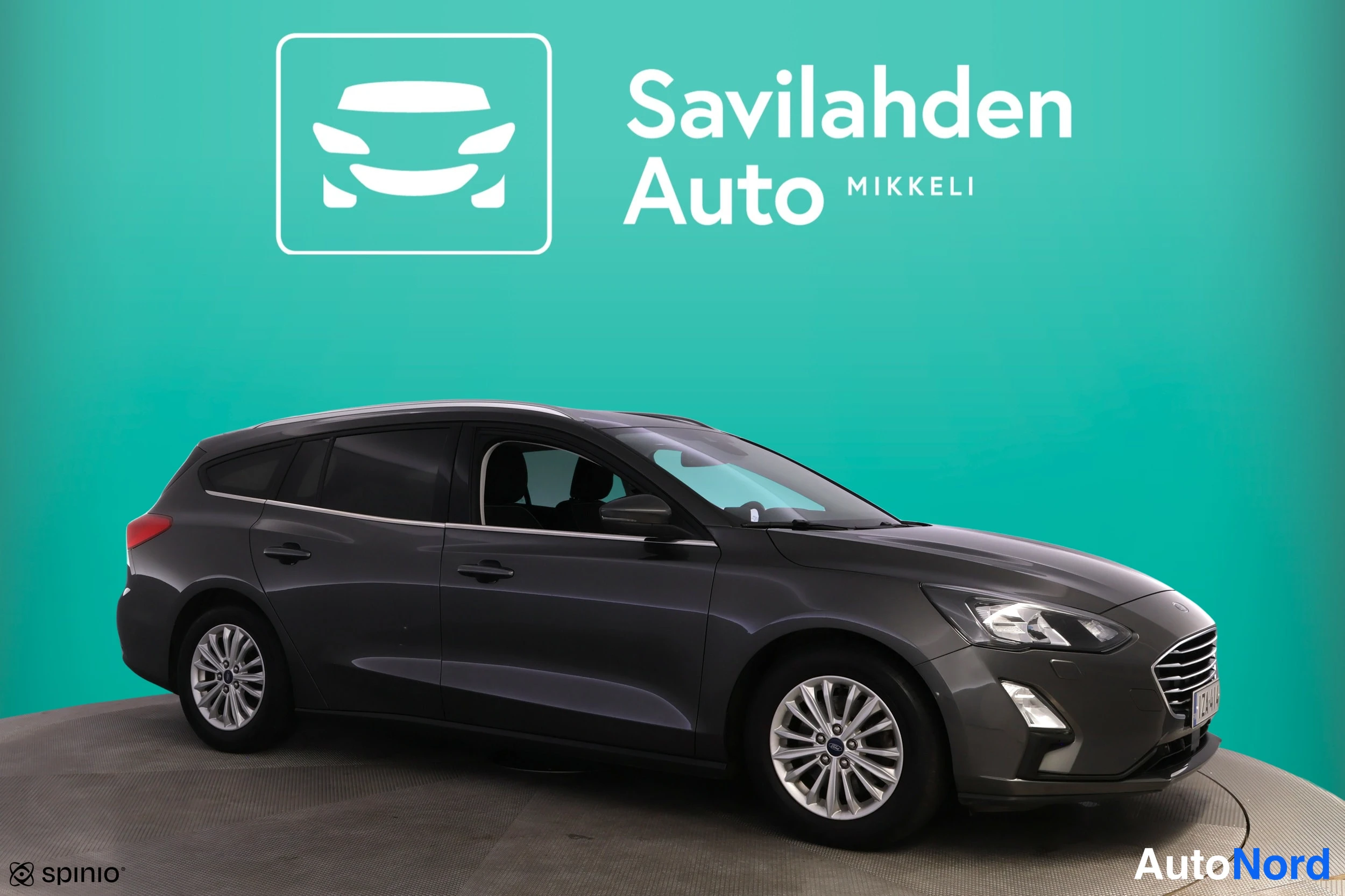 Grå Ford Focus 2020, bild 10