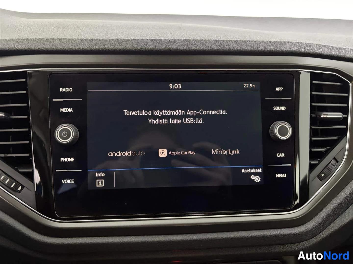 Sininen Volkswagen T-Roc 2019, kuva 25