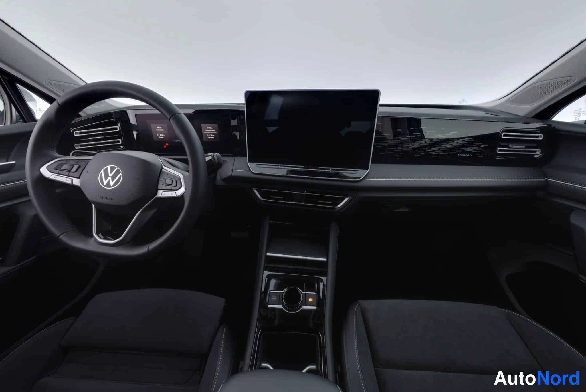 Sininen Volkswagen Tiguan 2026, kuva 13