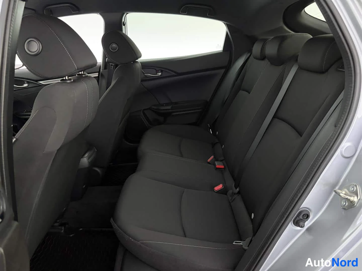 Silver Honda Civic 2018, bild 17