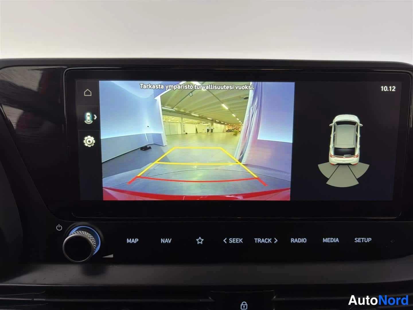 Röd Hyundai i20 2021, bild 21