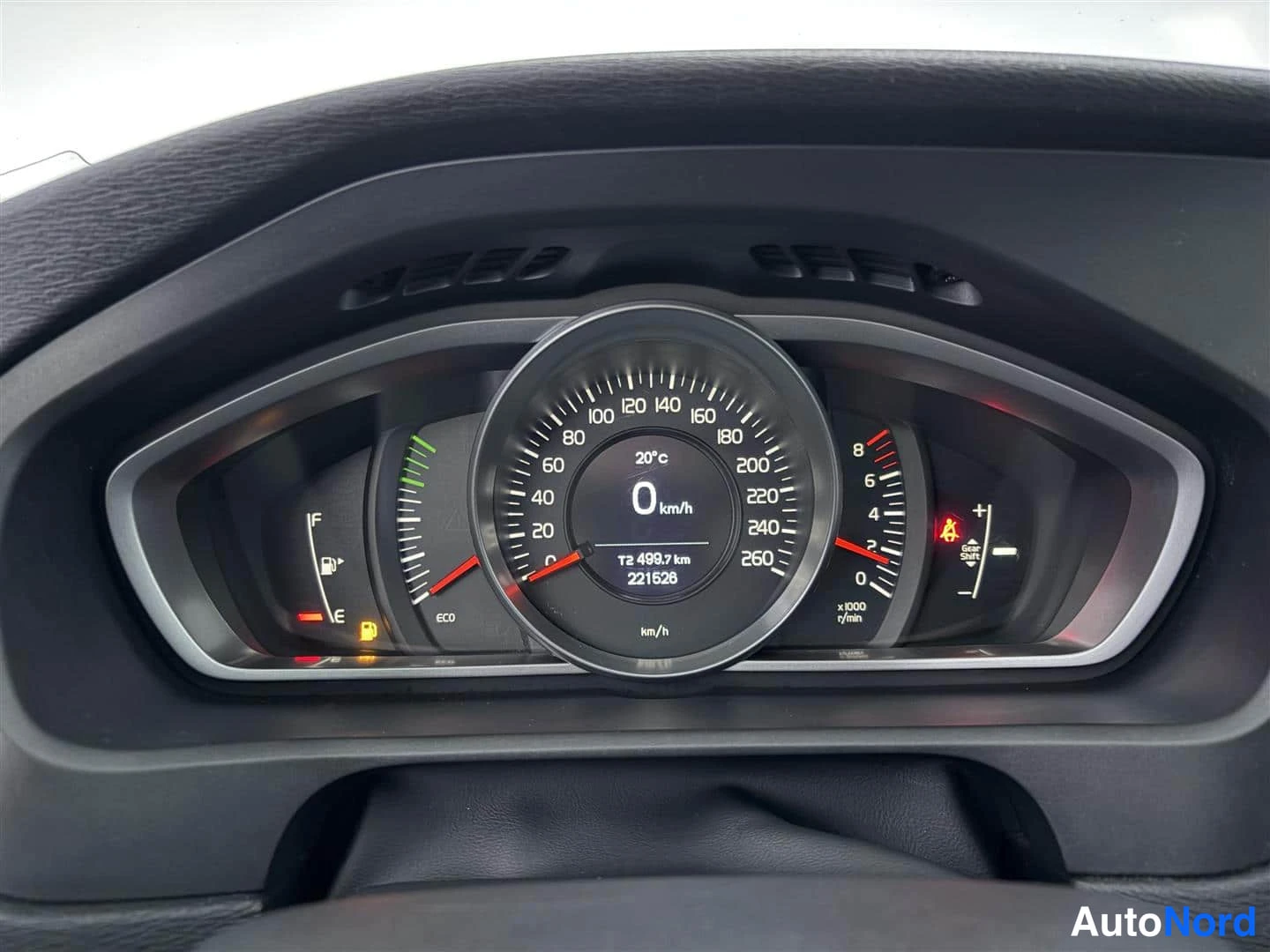 Punainen Volvo V40 2013, kuva 20