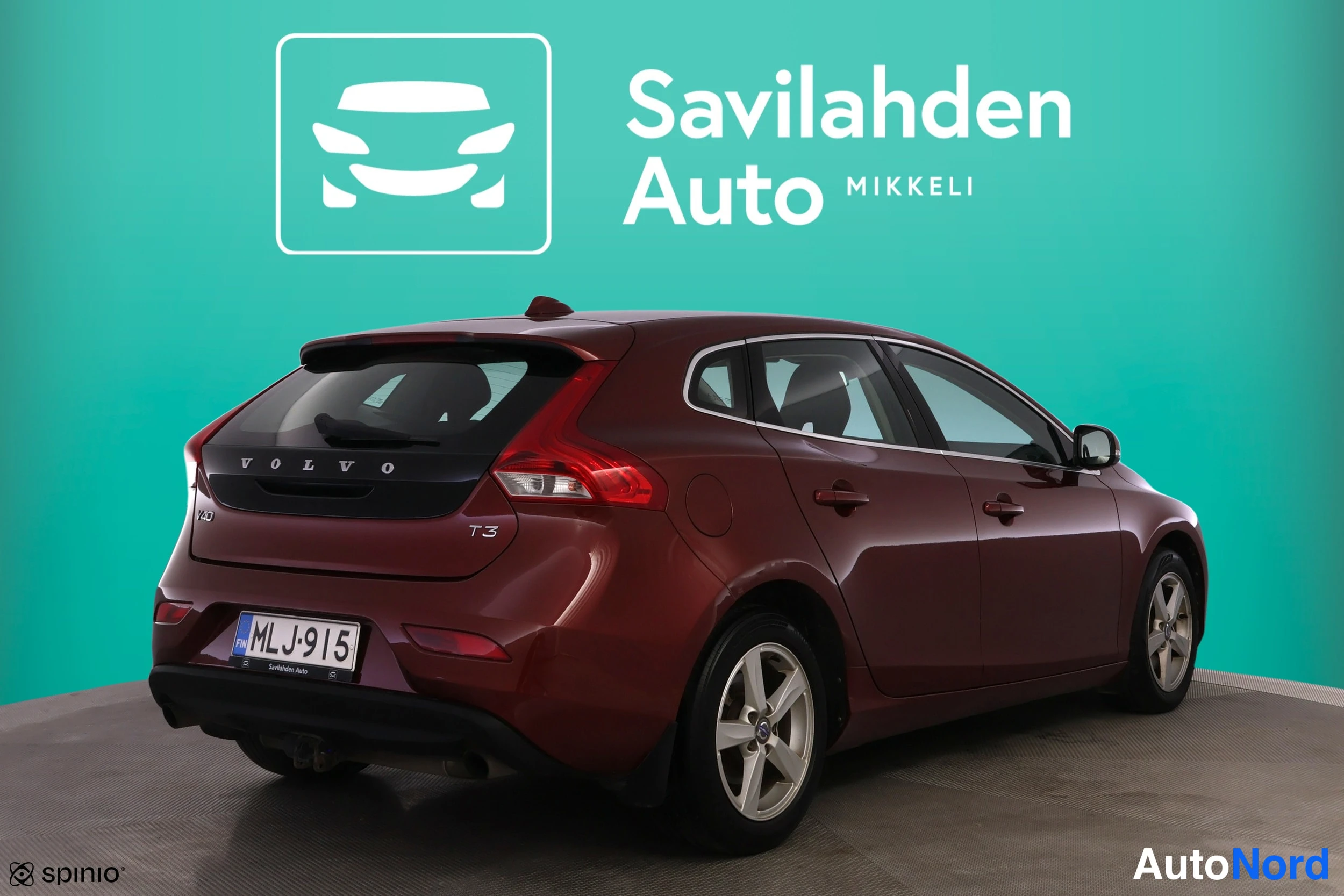 Punainen Volvo V40 2013, kuva 8