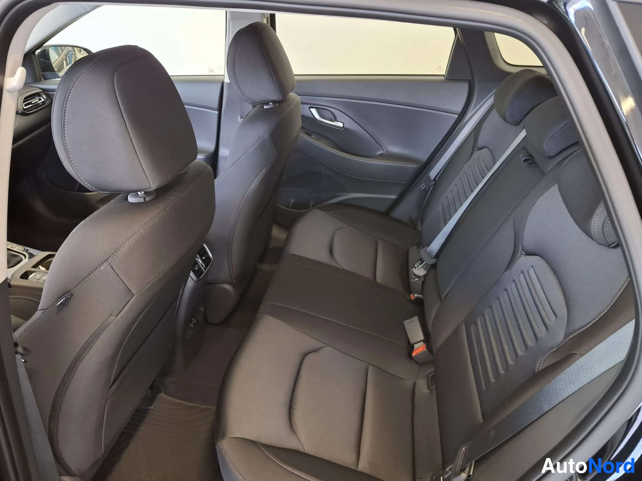 Musta Hyundai i30 2026, kuva 12