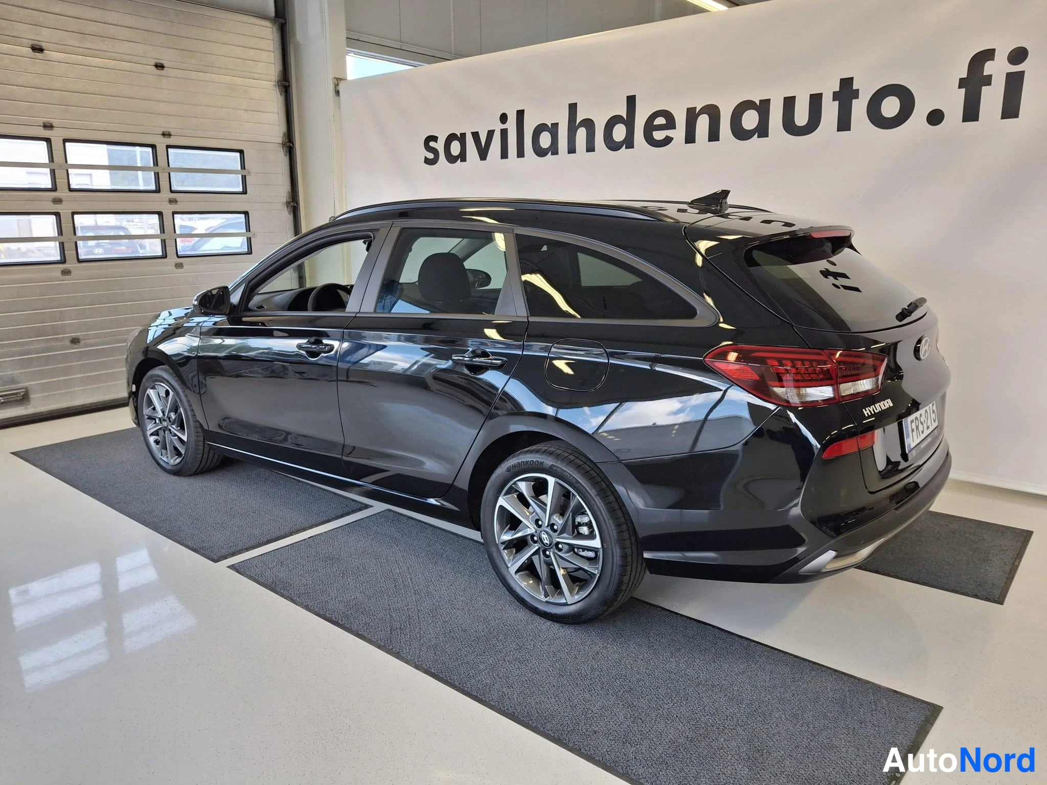 Musta Hyundai i30 2026, kuva 4