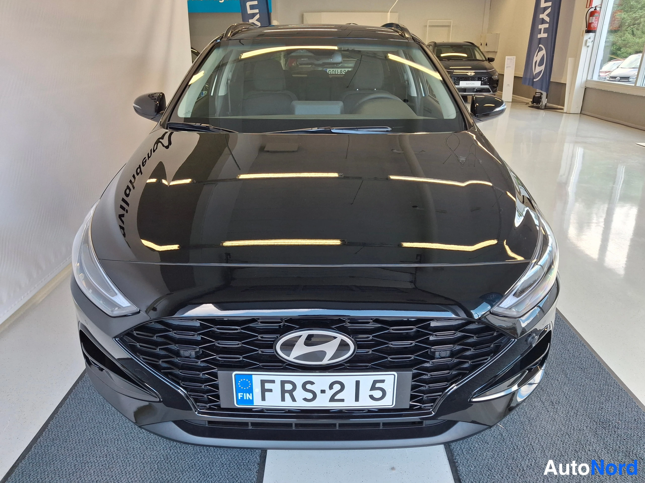 Musta Hyundai i30 2026, kuva 7